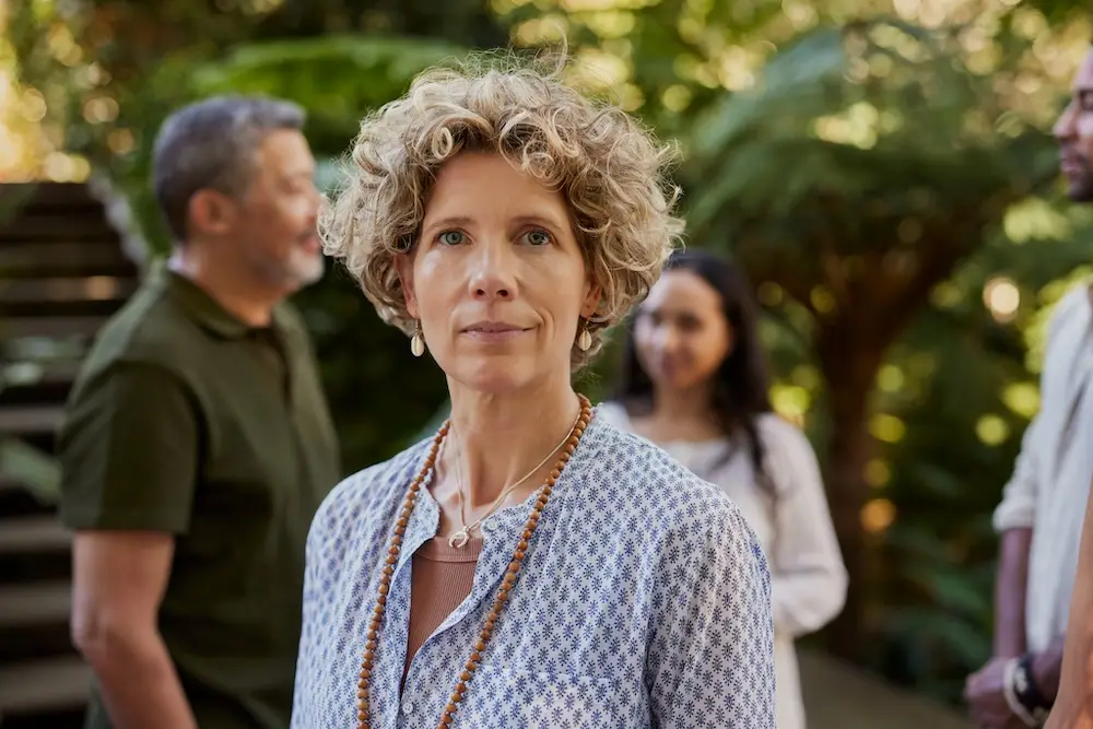 Female therapist conducting dbt in colorado.