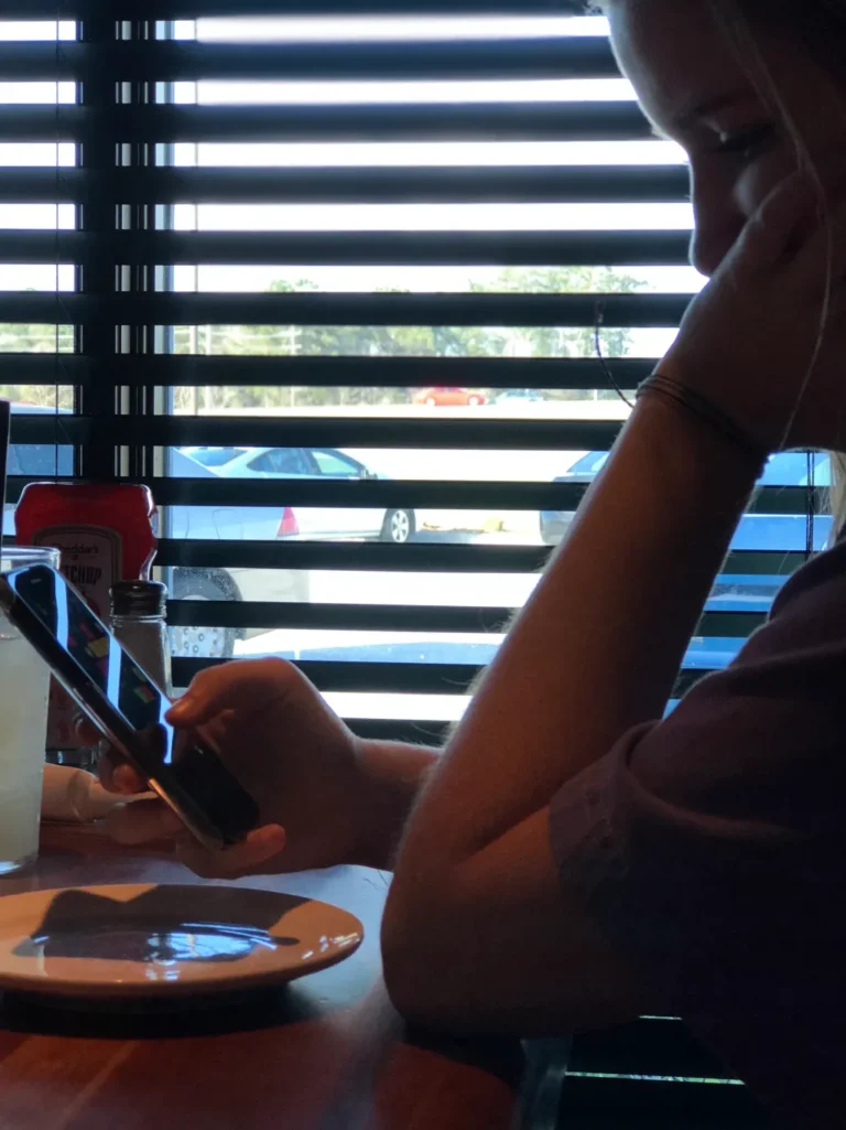 social media boundaries in relationships