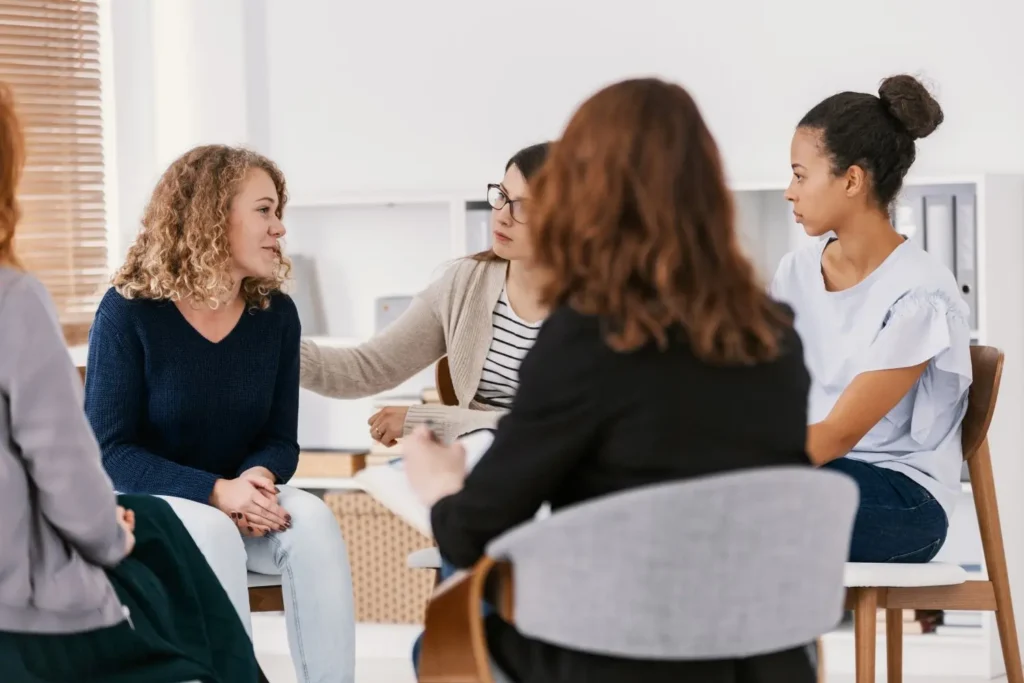Aspen View Mental Health - women with issues supporting together during group 2026 01 05 06 34 00 utc